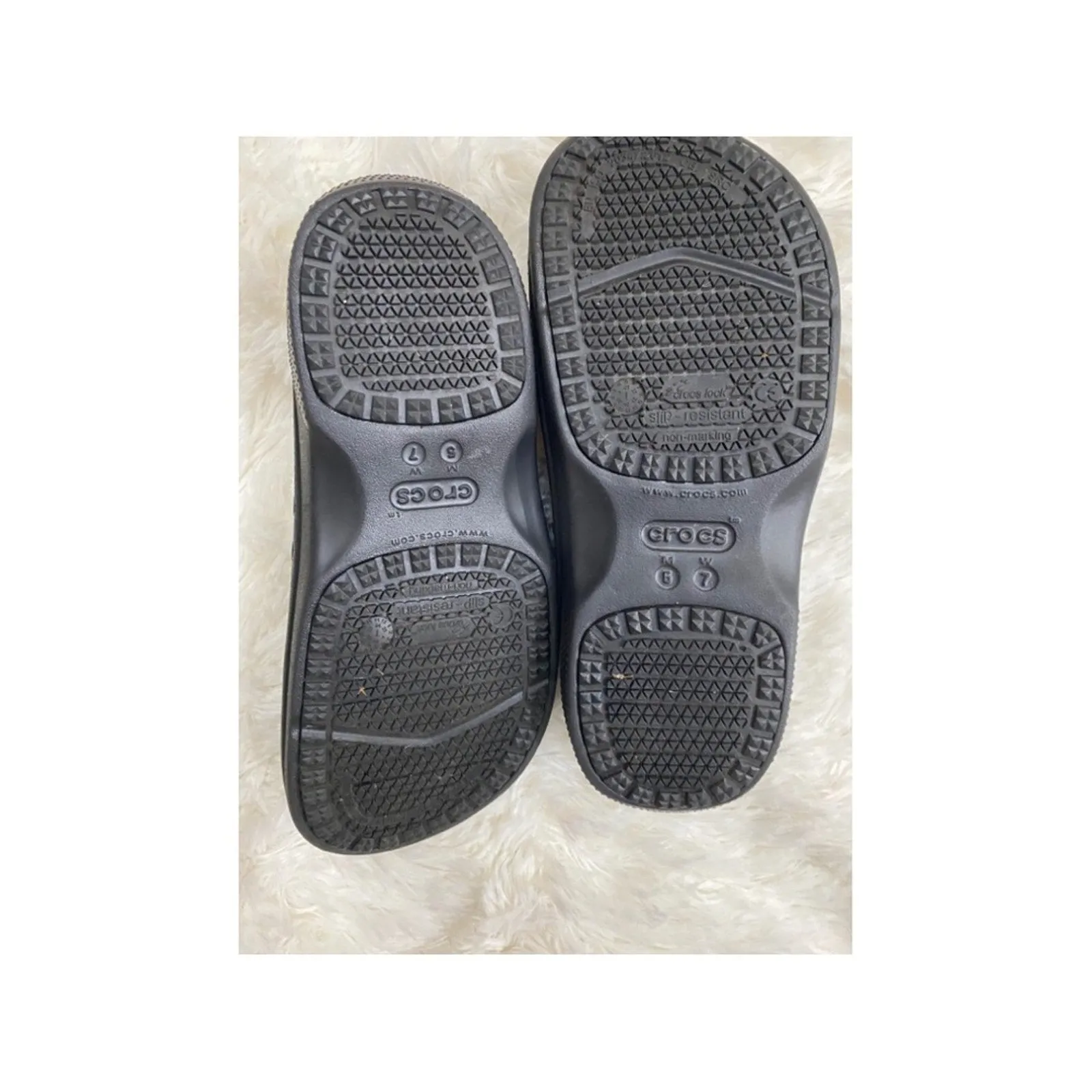 CROC’S’s  Black Literide Slip Resistant Slip On Size 7