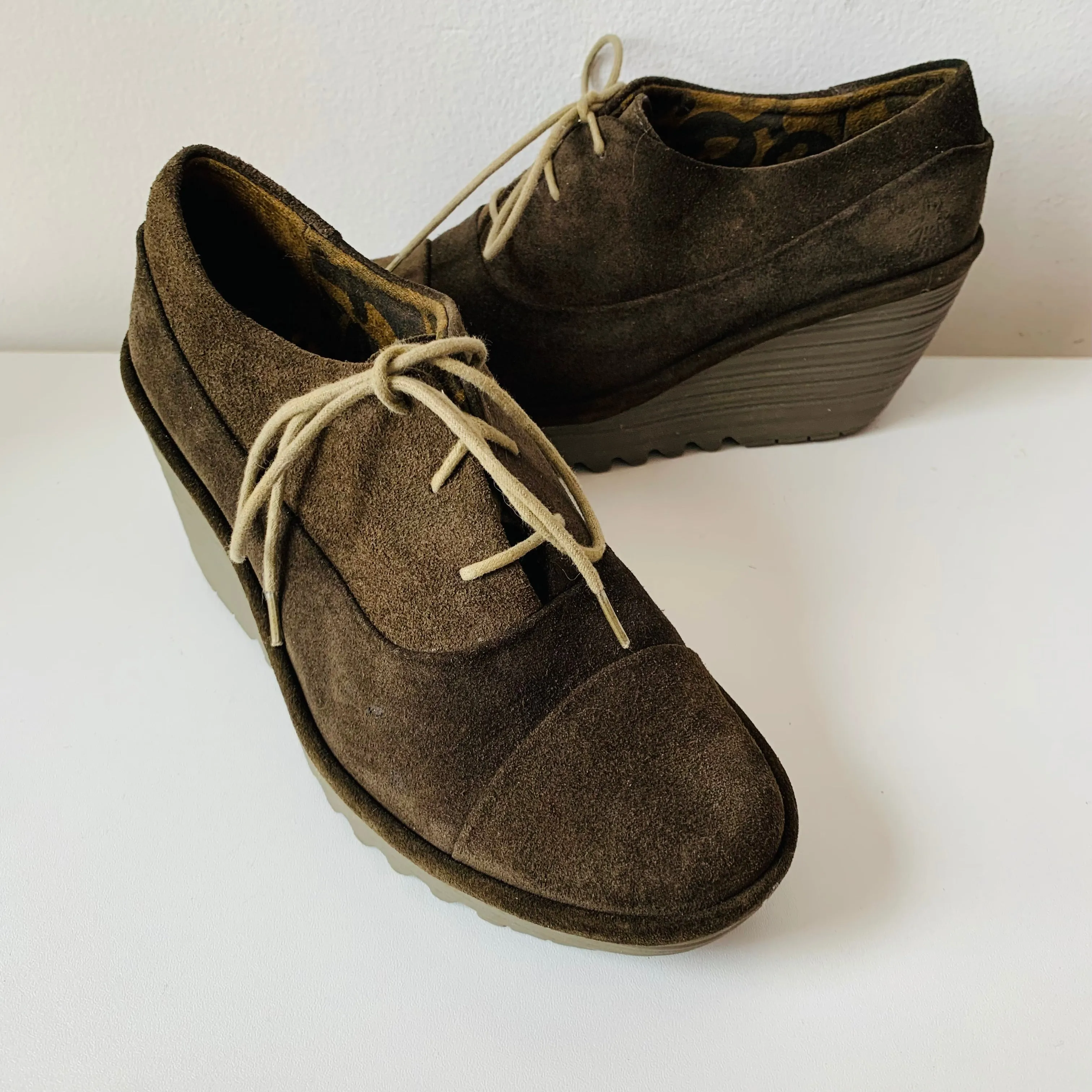 Fly London Sludge Suede Wedge Lace Up Size 38