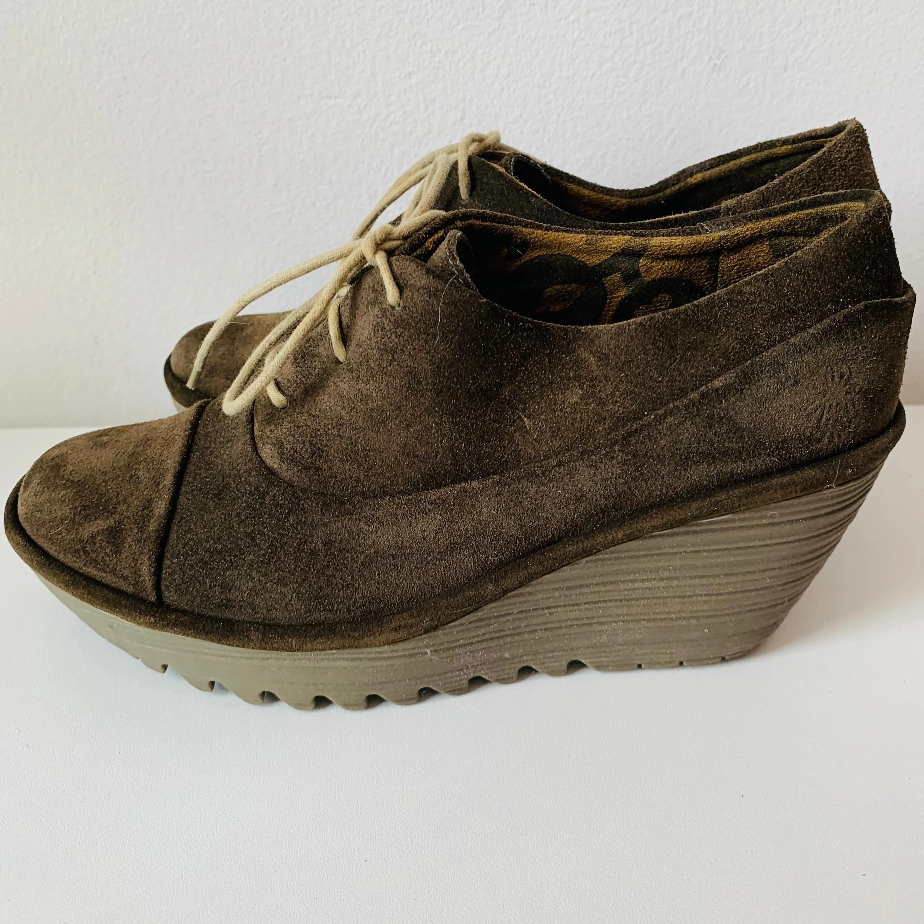 Fly London Sludge Suede Wedge Lace Up Size 38