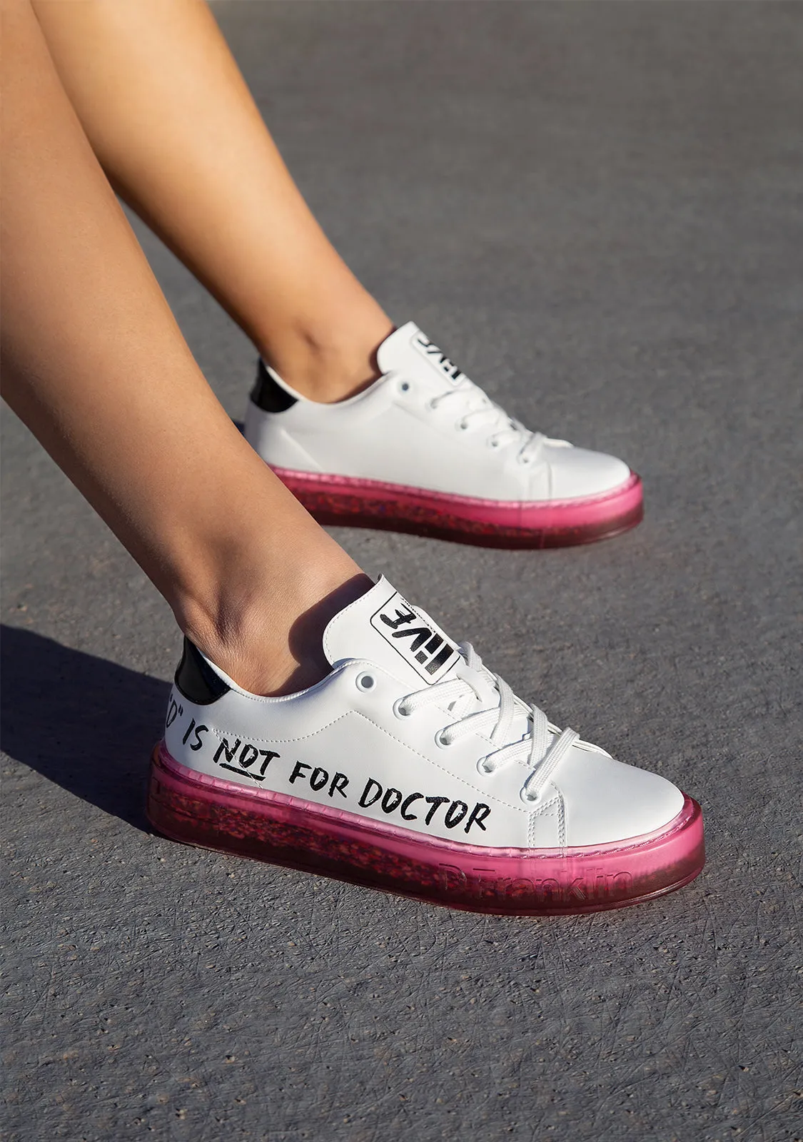 Gumme D is not White Limited Pink