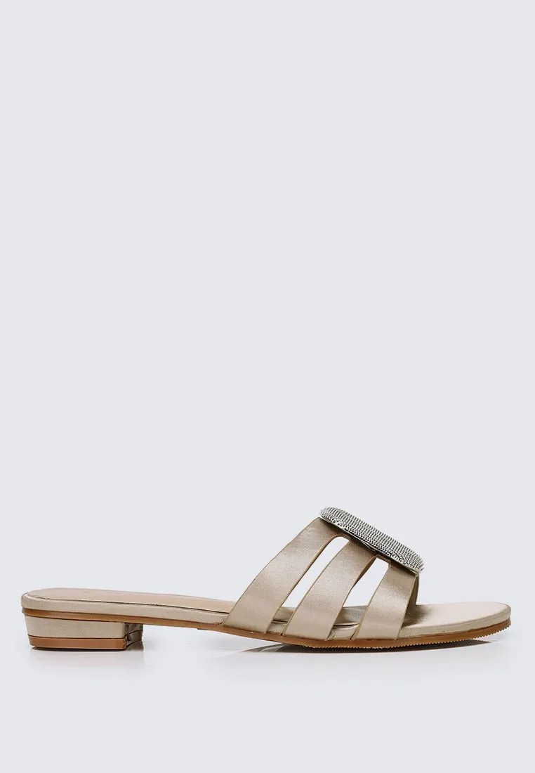 Kaylee Comfy Sandals In Champagne