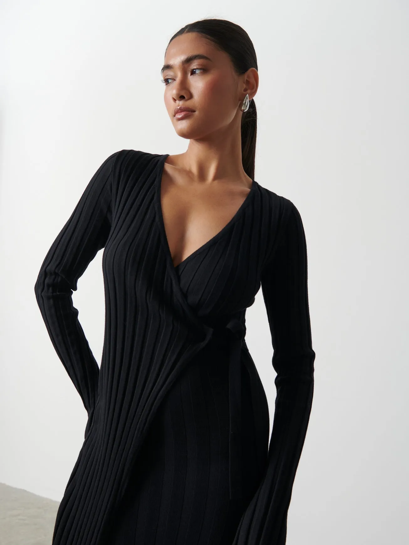 Vinnie Wrap Tie Midaxi Dress - Black