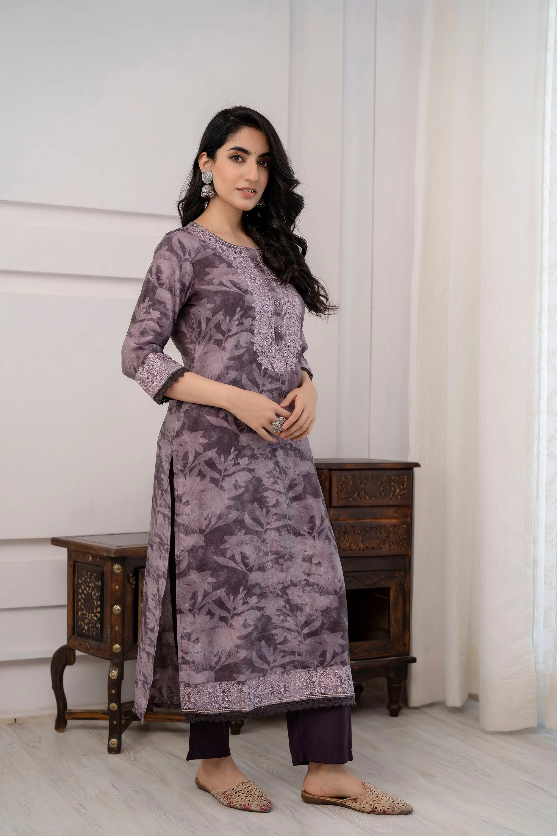 Women's Purple Straight Kurta Pant & Dupatta Set