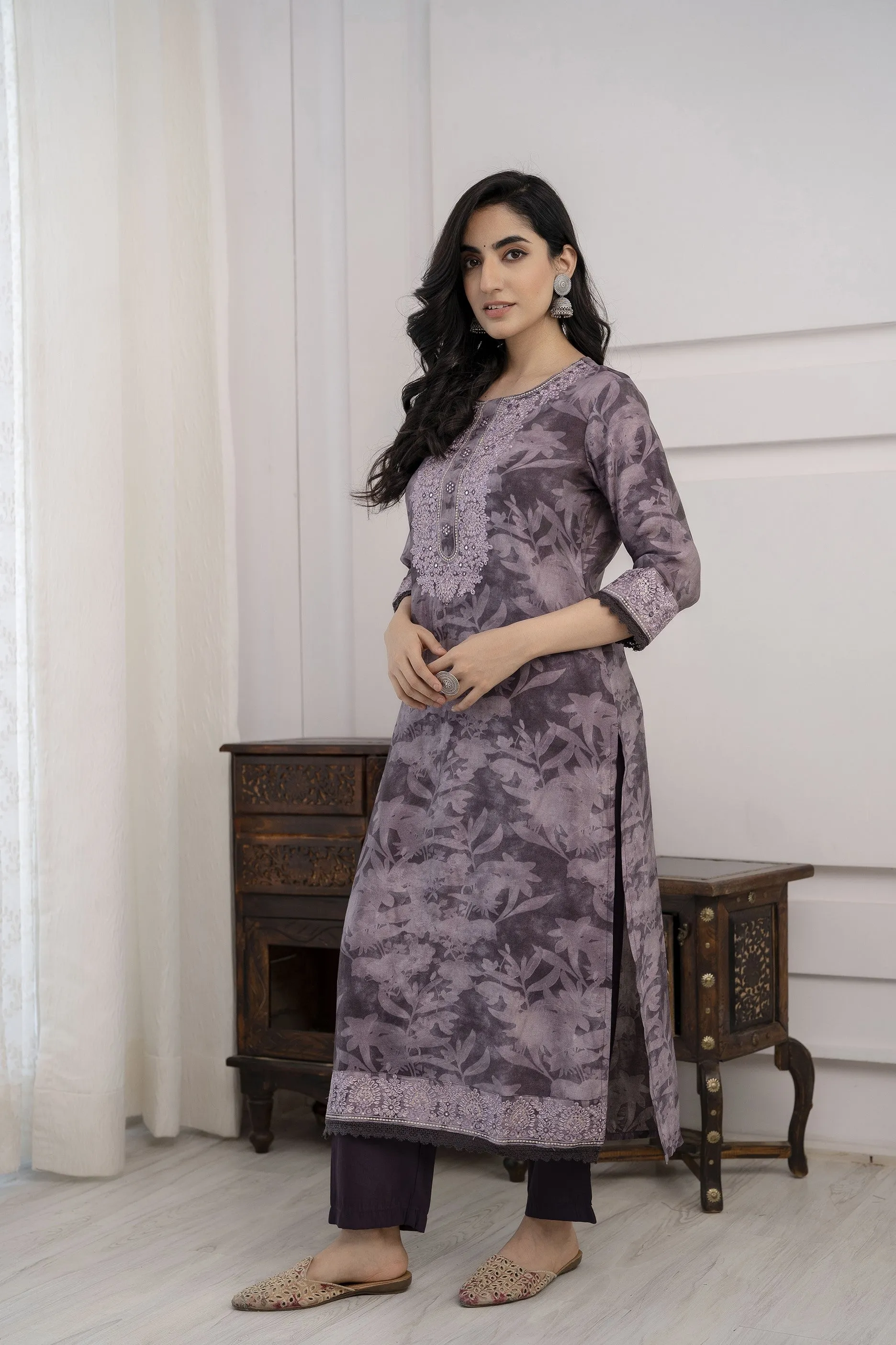 Women's Purple Straight Kurta Pant & Dupatta Set
