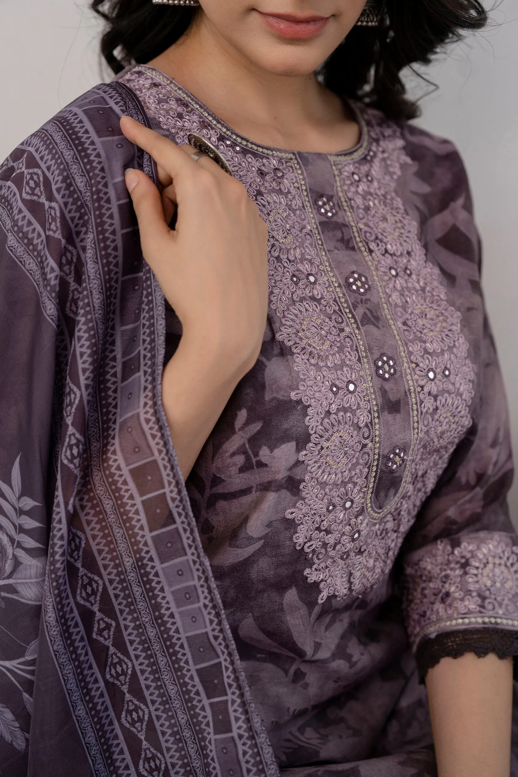 Women's Purple Straight Kurta Pant & Dupatta Set